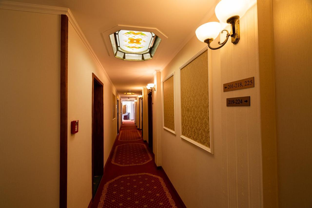 Elizabeth Hotel Gyula Exterior photo